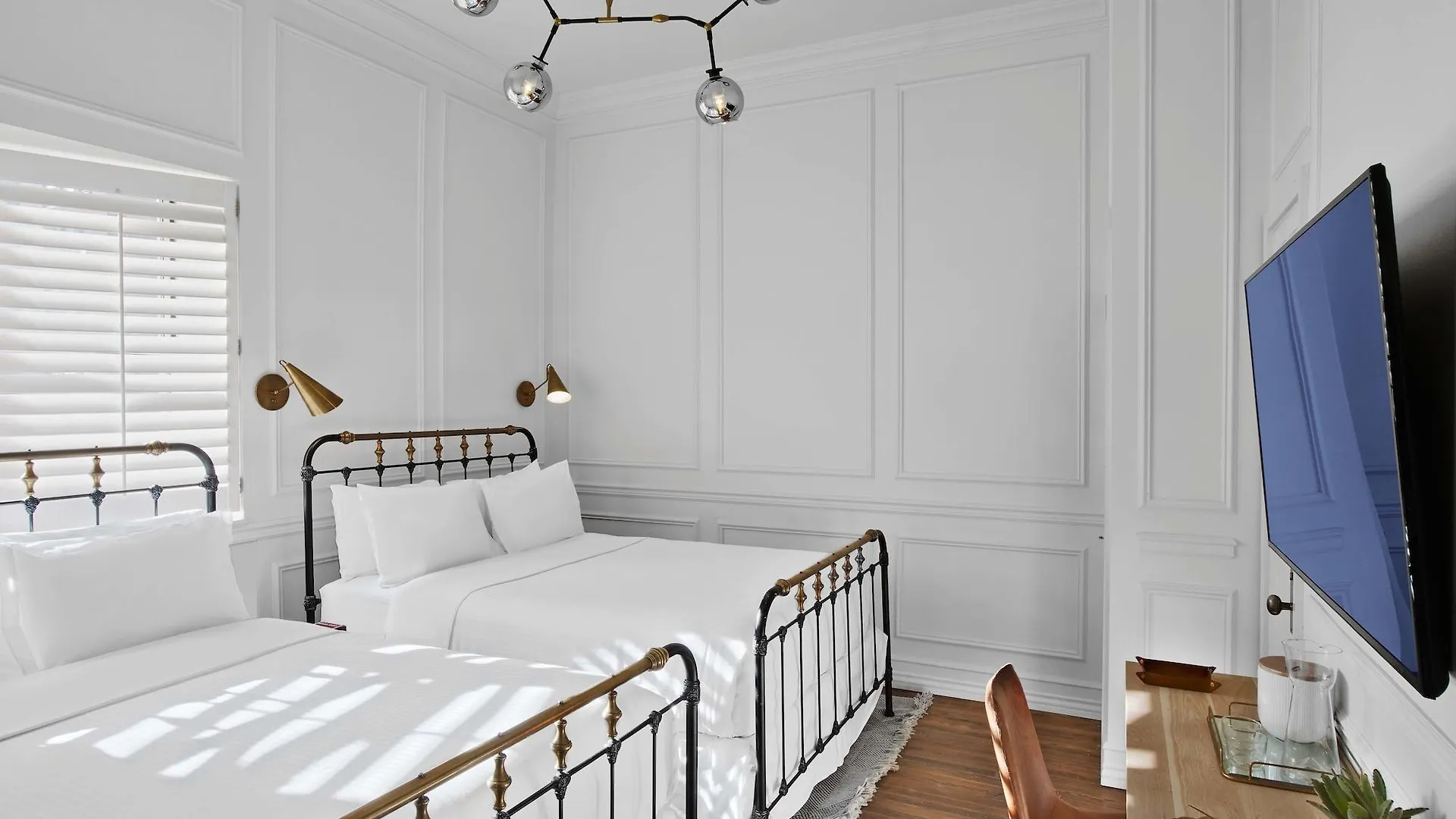 Life Hotel Nowy Jork 4*,