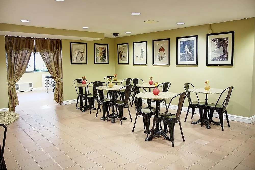 Life Hotel Nowy Jork 4*,