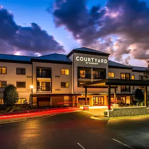 https://courtyard-charlotte-ballantyne.1sthotelscharlotte.com