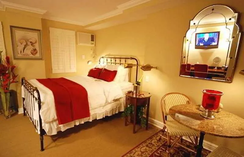 Life Hotel New York